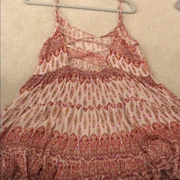 Cute paisley sundress - Picture 2 of 3